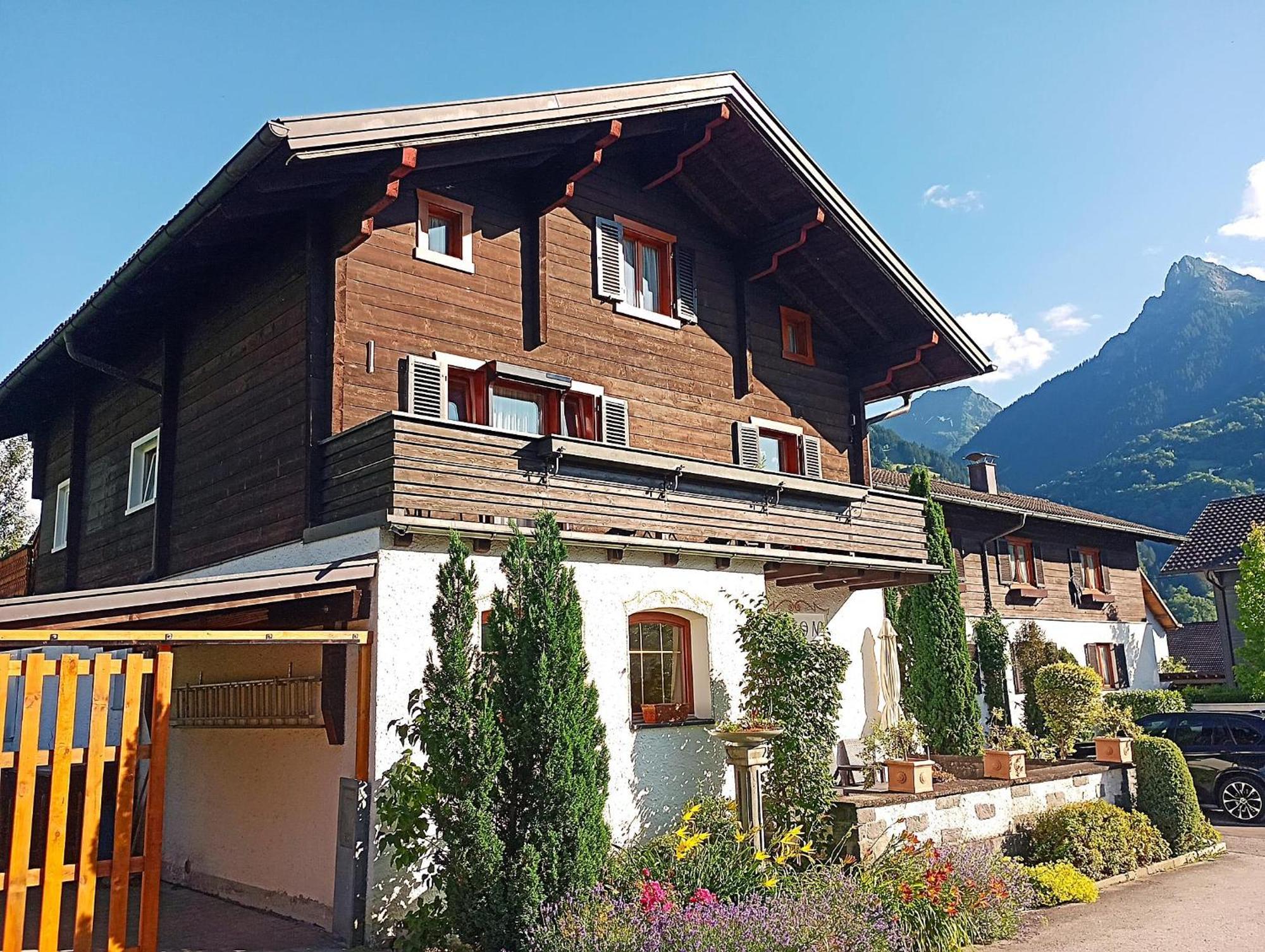 Alpenfeder Heidi Apartment Schruns